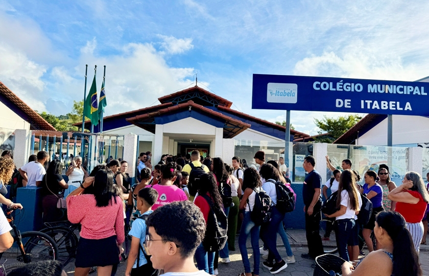 Capa escolas de Itabela Voltas as aulas