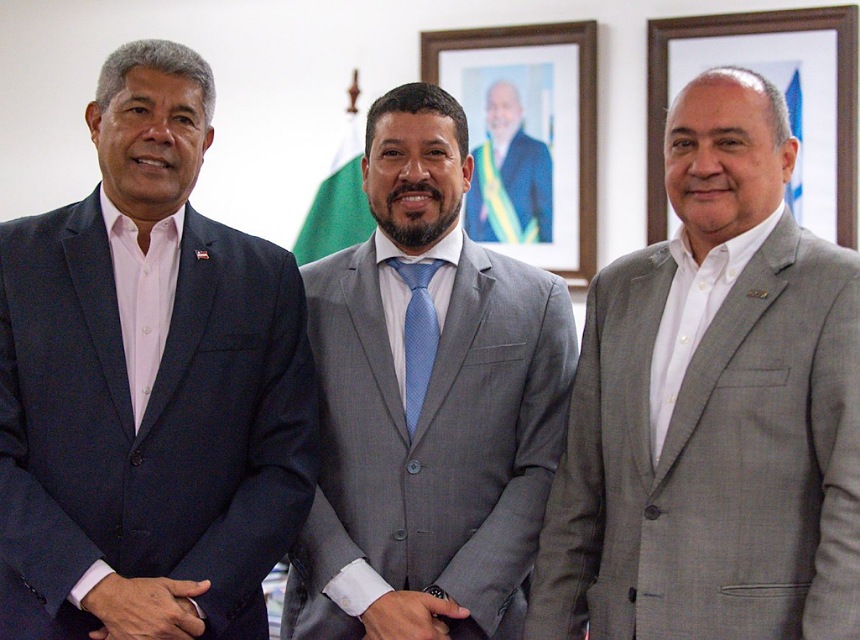 Em Salvador, prefeito Ricardo Flauzino se reúne com governador Jerônimo Rodrigues e garante novos investimentos para Itabela