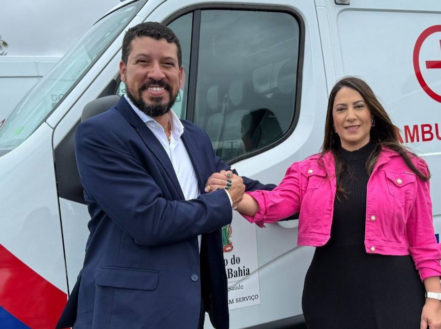 Prefeito Ricardo Flauzino anuncia novo veículo 0km para o TFD com apoio da deputada Cláudia Oliveira