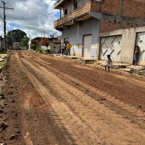 Prefeitura de Itabela inicia pavimentação do trecho da Rua da Felicidade no bairro Irmã Dulce