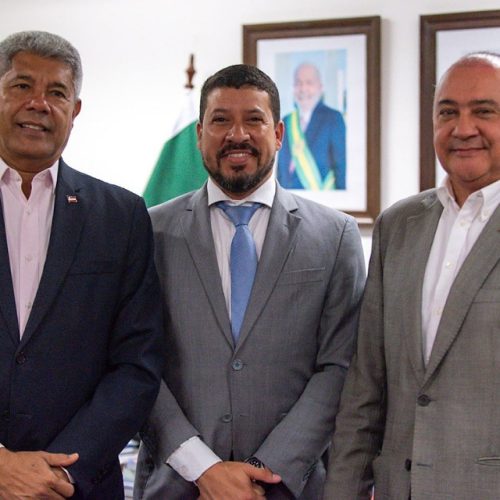Em Salvador, prefeito Ricardo Flauzino se reúne com governador Jerônimo Rodrigues e garante novos investimentos para Itabela