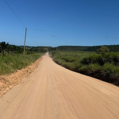 Prefeitura de Itabela recupera mais de 30 km de estradas vicinais e fortalece mobilidade rural
