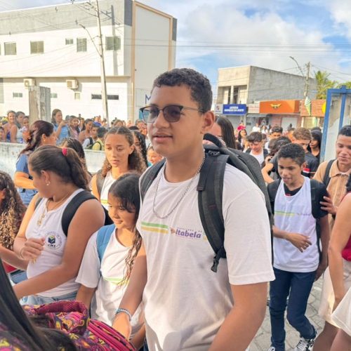 Alunos da rede municipal de Itabela retornam às aulas e iniciam ano letivo de 2026 com entusiasmo