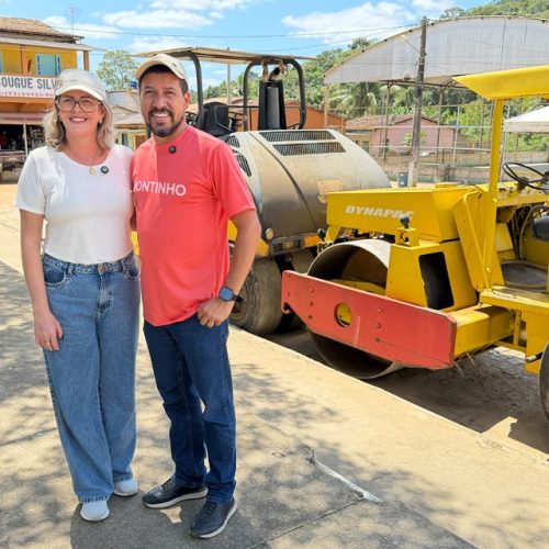 Prefeito Flauzino e vereadora Simone Sossai anunciam chegada de máquinas para pavimentação de Montinho